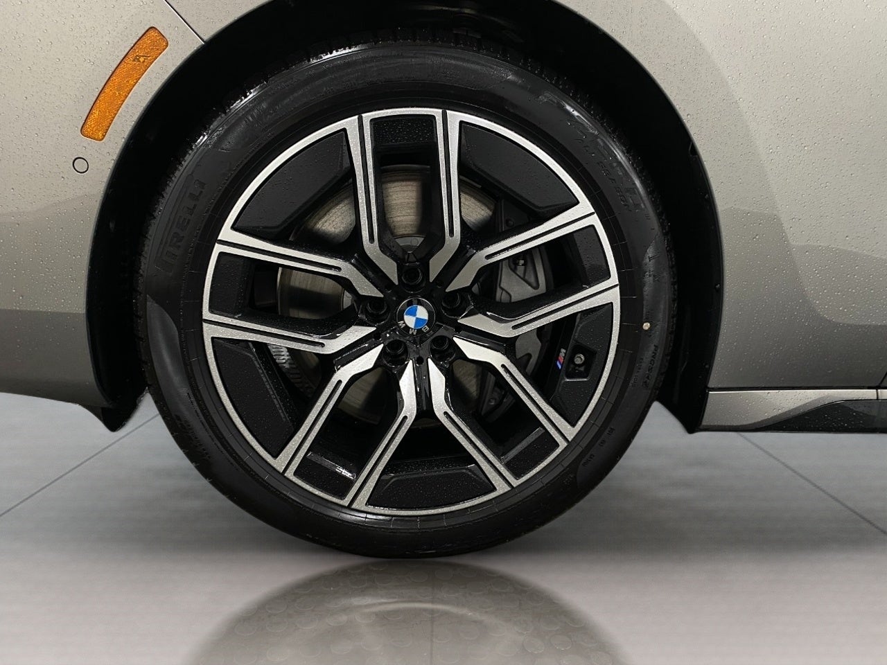2024 BMW 7 Series 760i xDrive Sedan