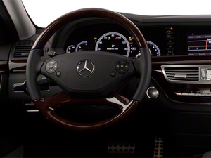 2013 Mercedes-Benz 4dr Sdn S 550 4MATIC&#174;