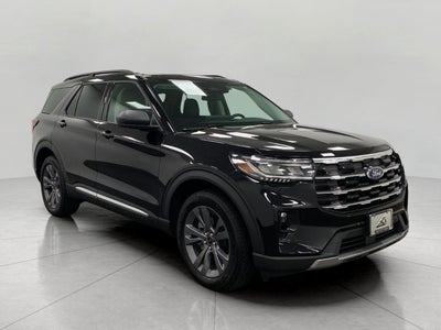 2025 Ford Explorer Active 4WD