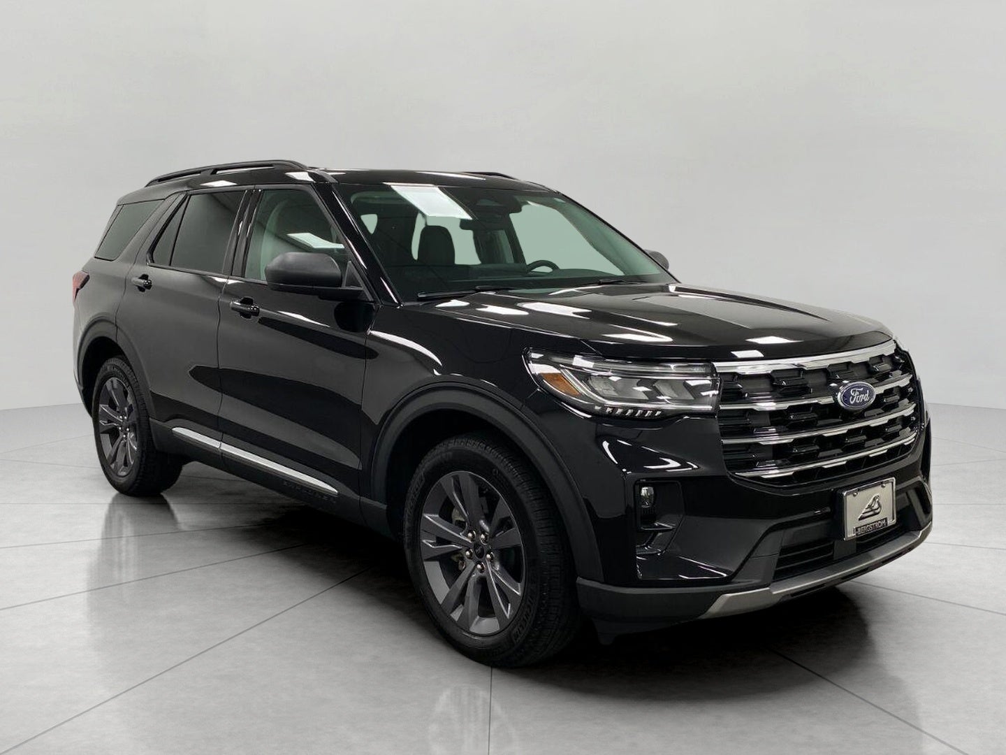 2025 Ford Explorer Active 4WD