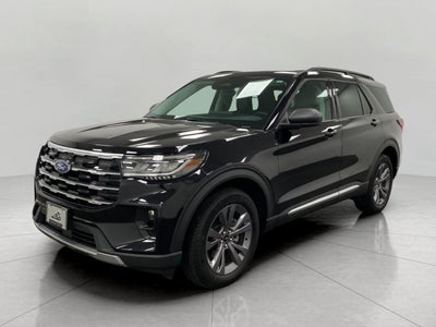 2025 Ford Explorer Active 4WD
