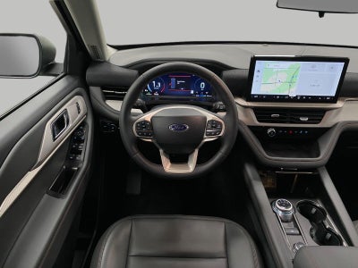 2025 Ford Explorer Active 4WD