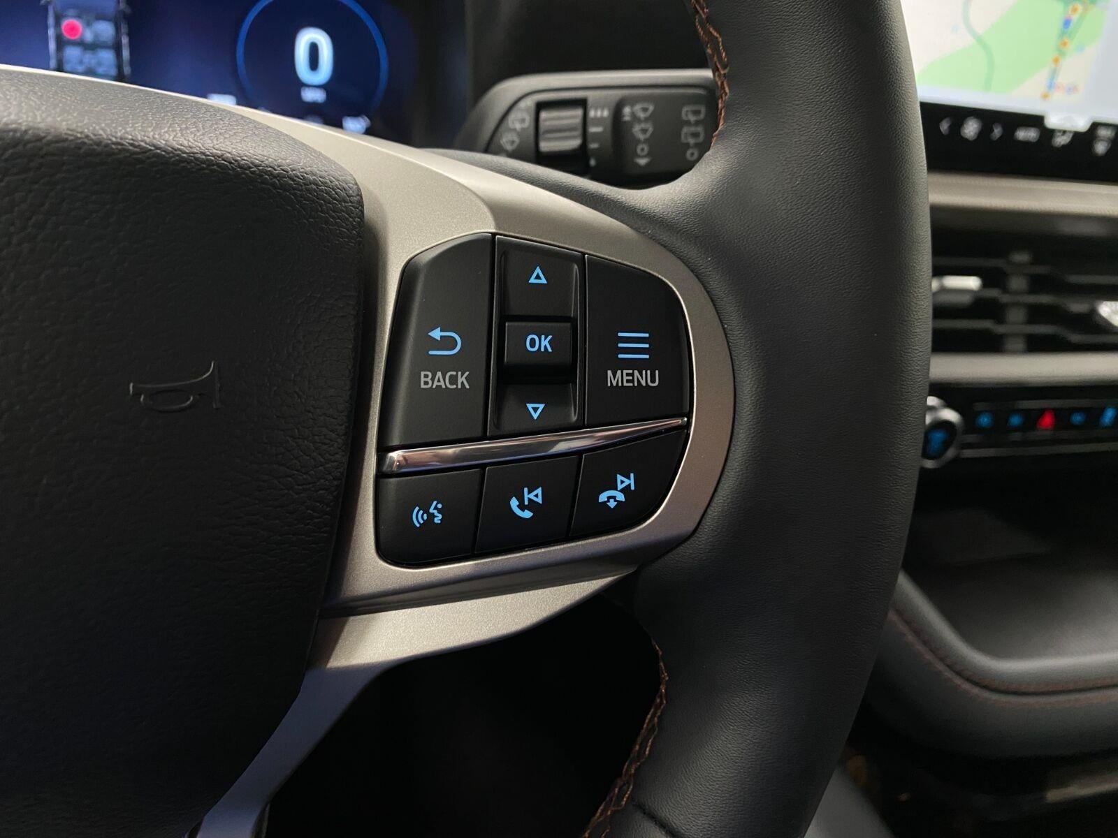 2025 Ford Explorer Active 4WD