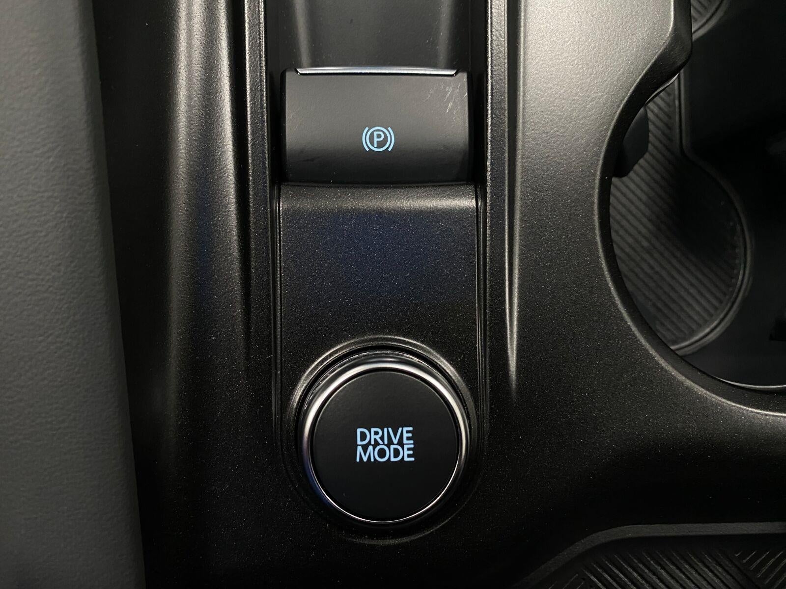 2025 Ford Explorer Active 4WD