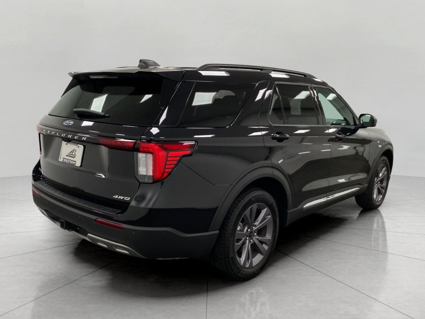 2025 Ford Explorer Active 4WD