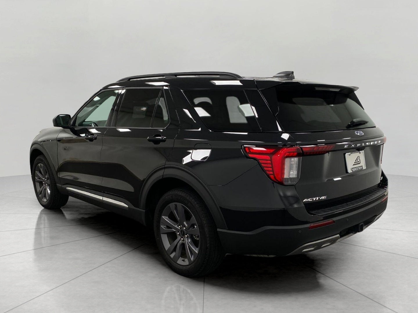 2025 Ford Explorer Active 4WD