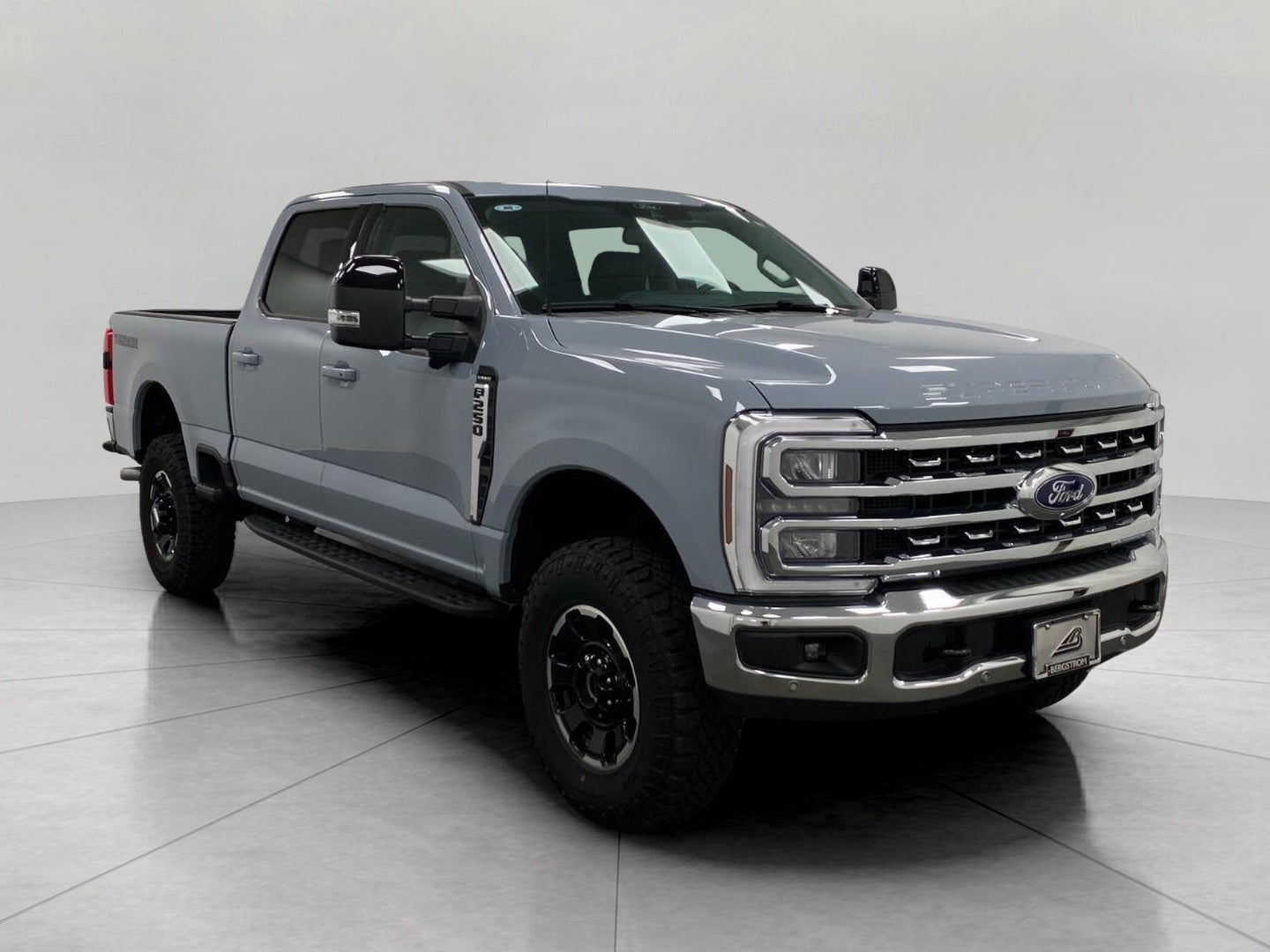 2025 Ford SUPER DUTY F-250 SRW LARIAT