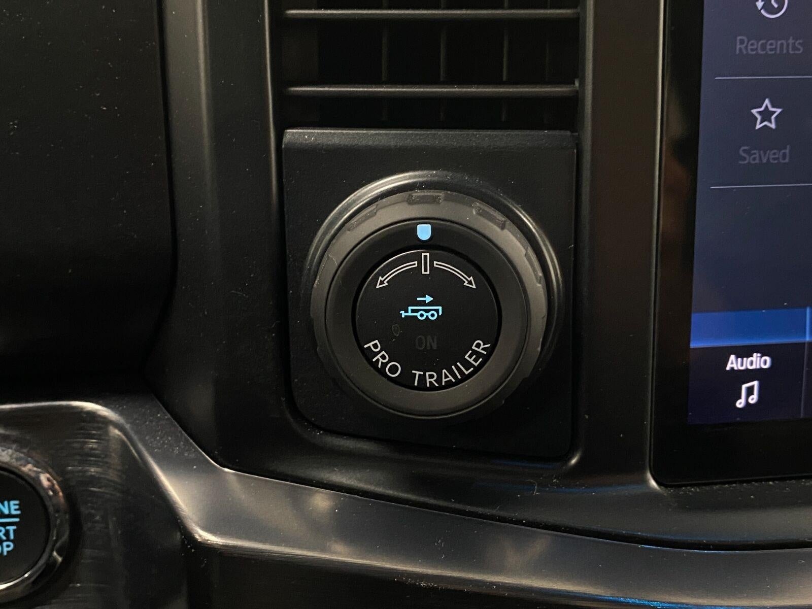 2025 Ford SUPER DUTY F-250 SRW LARIAT