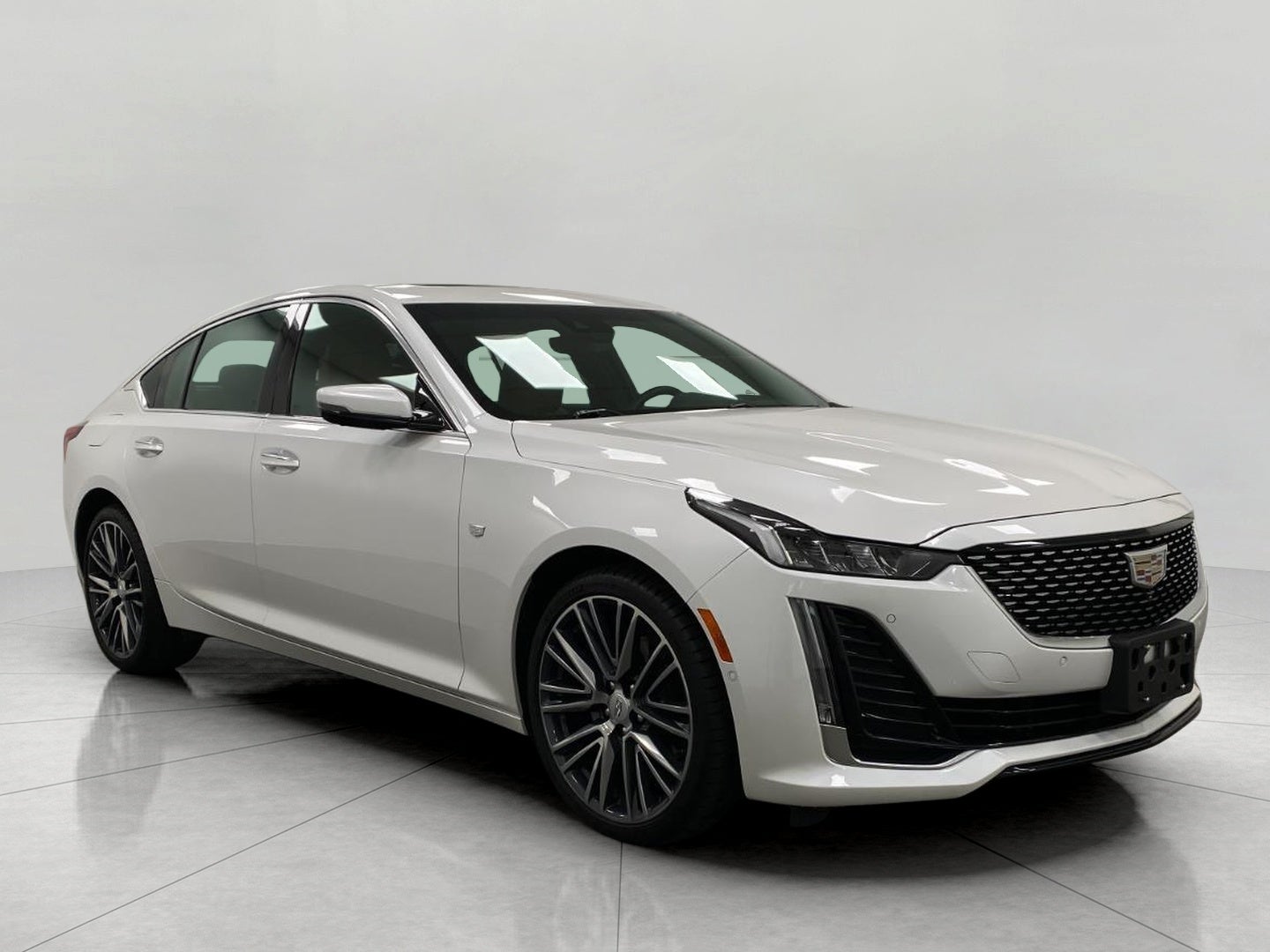 2023 Cadillac CT5 4dr Sdn Premium Luxury