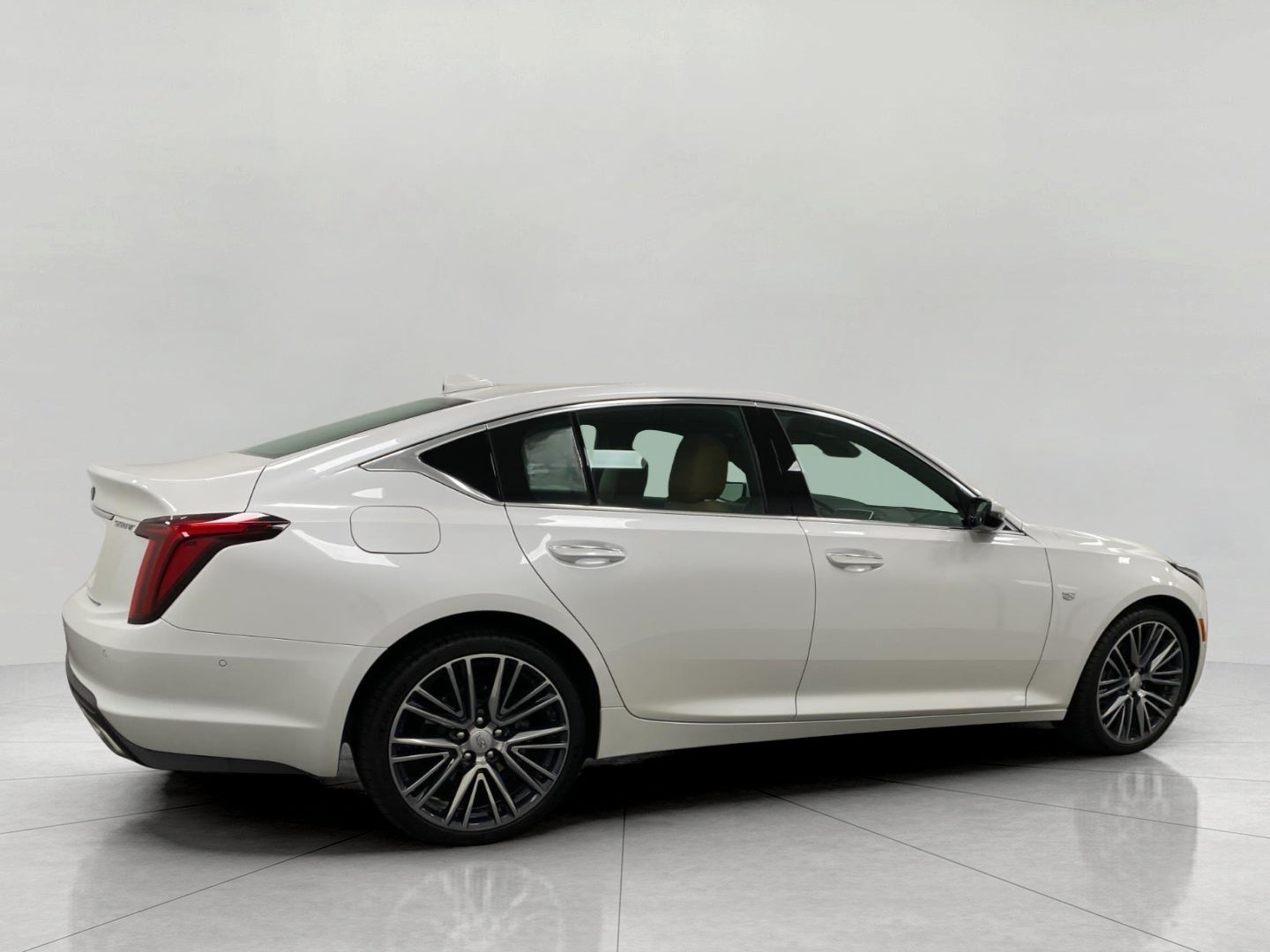 2023 Cadillac CT5 4dr Sdn Premium Luxury