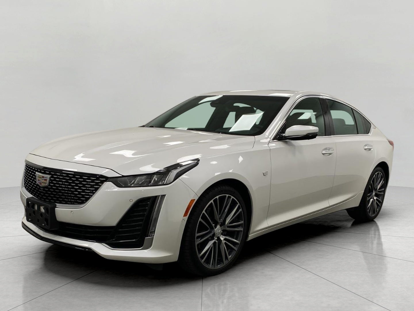 2023 Cadillac CT5 4dr Sdn Premium Luxury