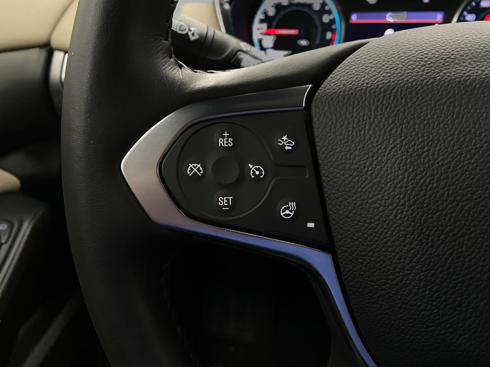 2022 Chevrolet Traverse AWD 4dr LT Leather