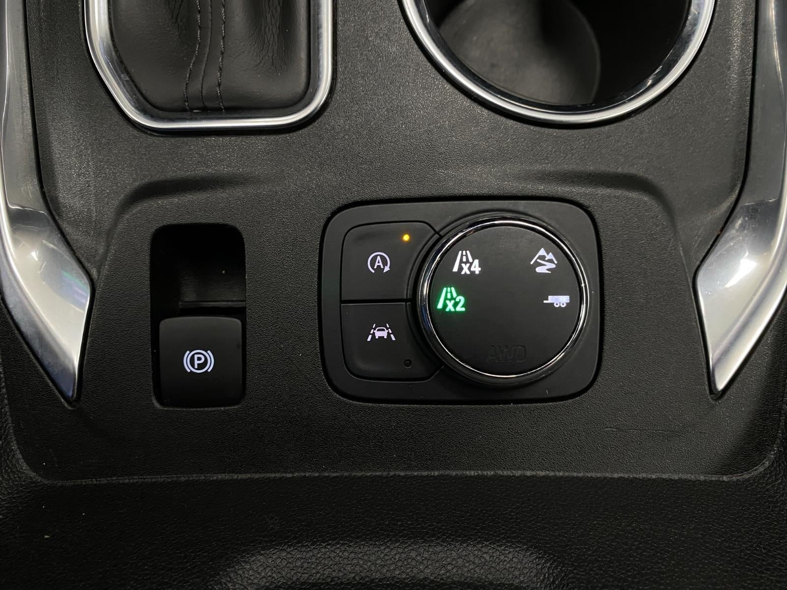 2022 Chevrolet Traverse AWD 4dr LT Leather