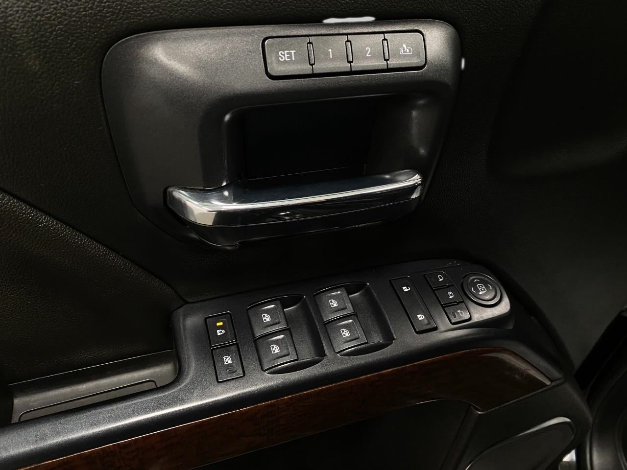 2018 GMC Sierra 3500HD 4WD Double Cab 158.1 SLT