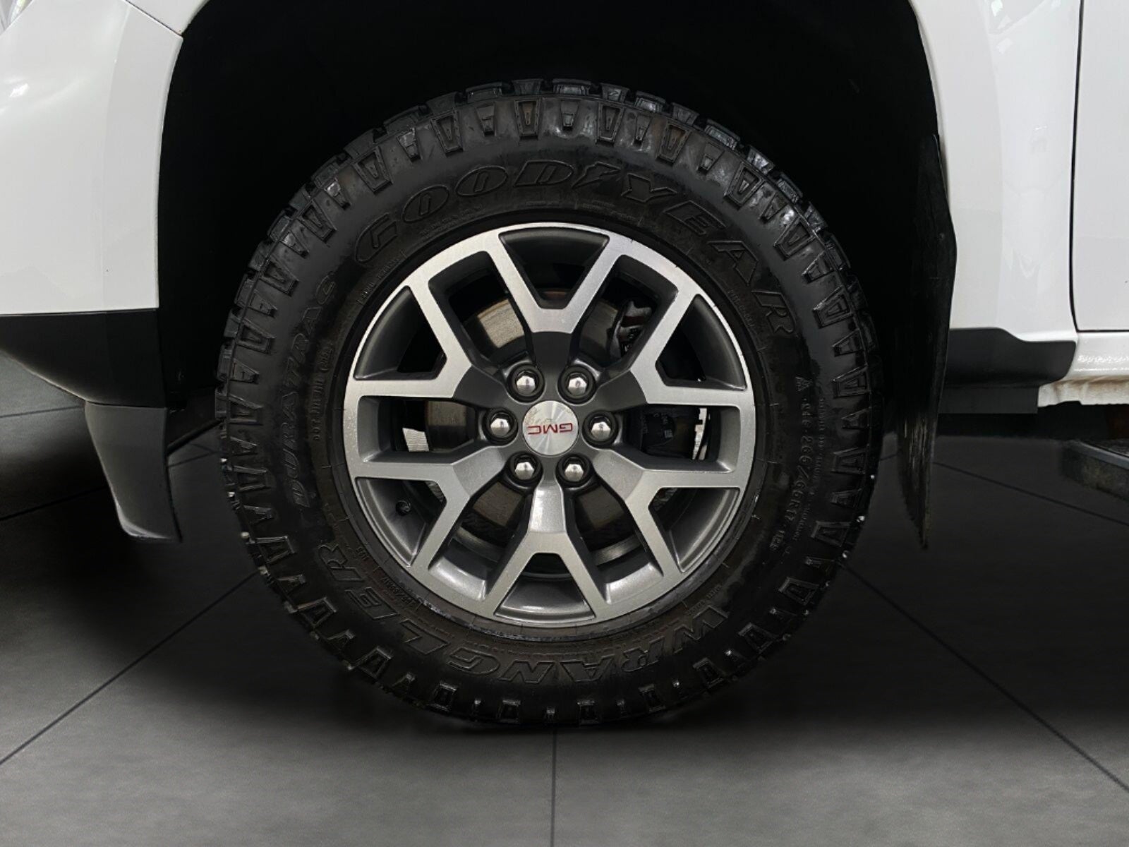 2022 GMC Canyon 4WD Crew Cab 128 AT4 w/Cloth