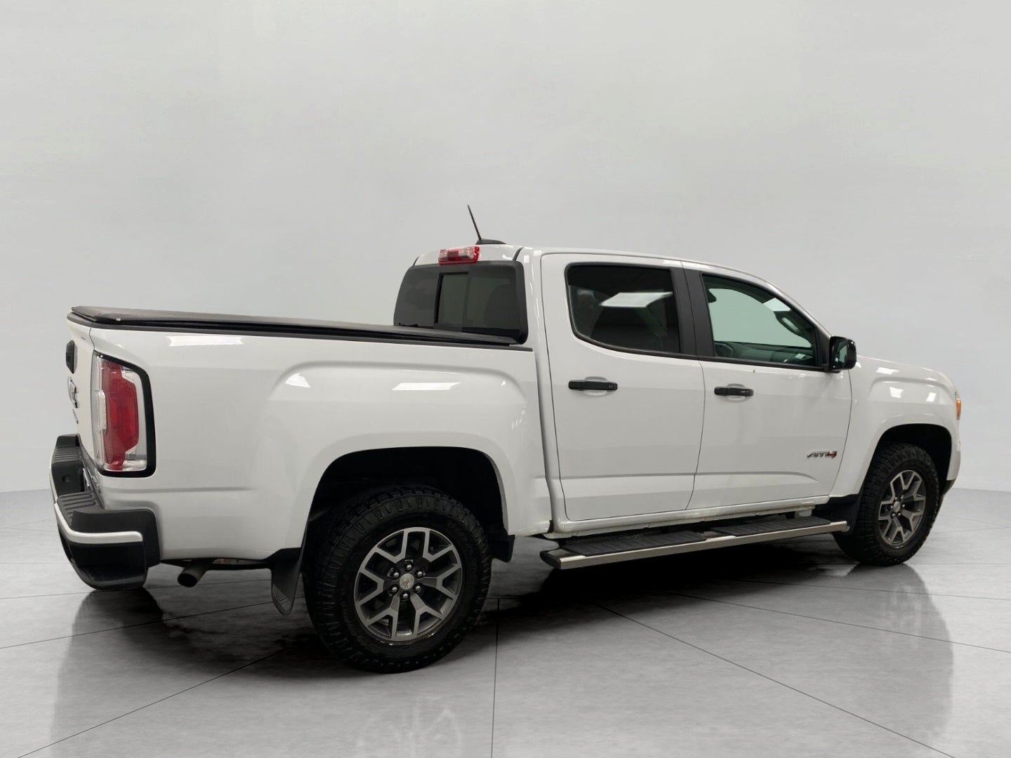 2022 GMC Canyon 4WD Crew Cab 128 AT4 w/Cloth