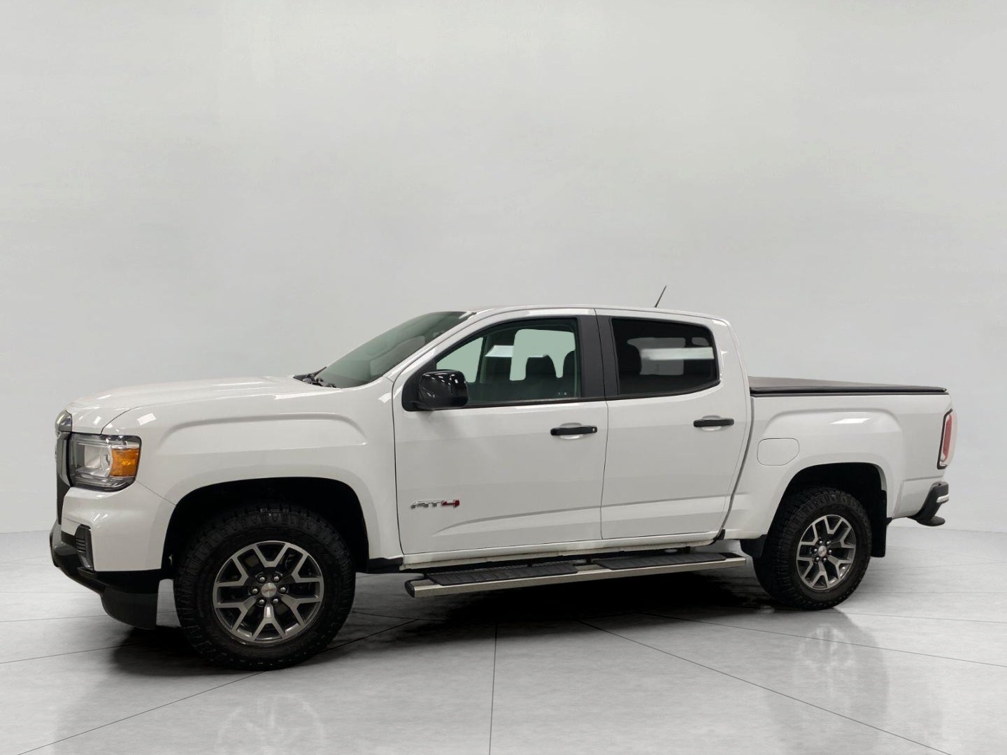 2022 GMC Canyon 4WD Crew Cab 128 AT4 w/Cloth