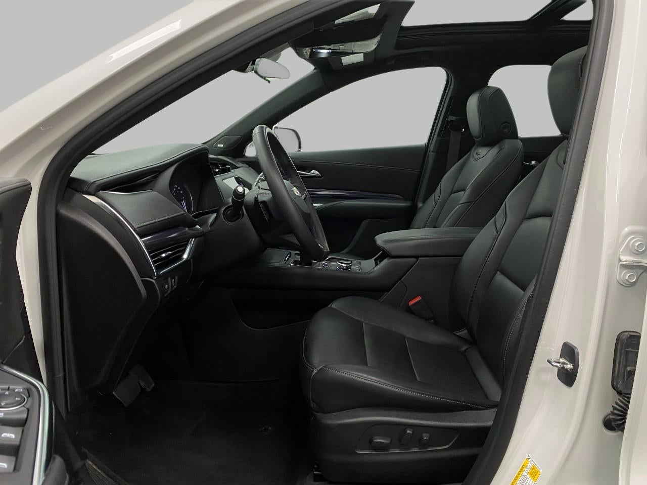 2023 Cadillac XT4 AWD 4dr Luxury
