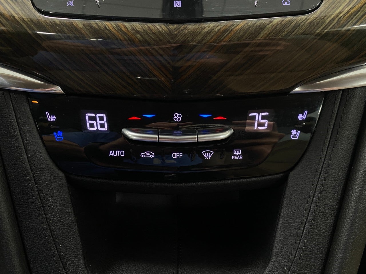 2020 Cadillac XT6 AWD 4dr Sport