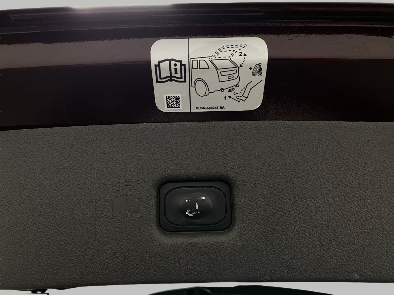2020 Lincoln Nautilus Reserve AWD