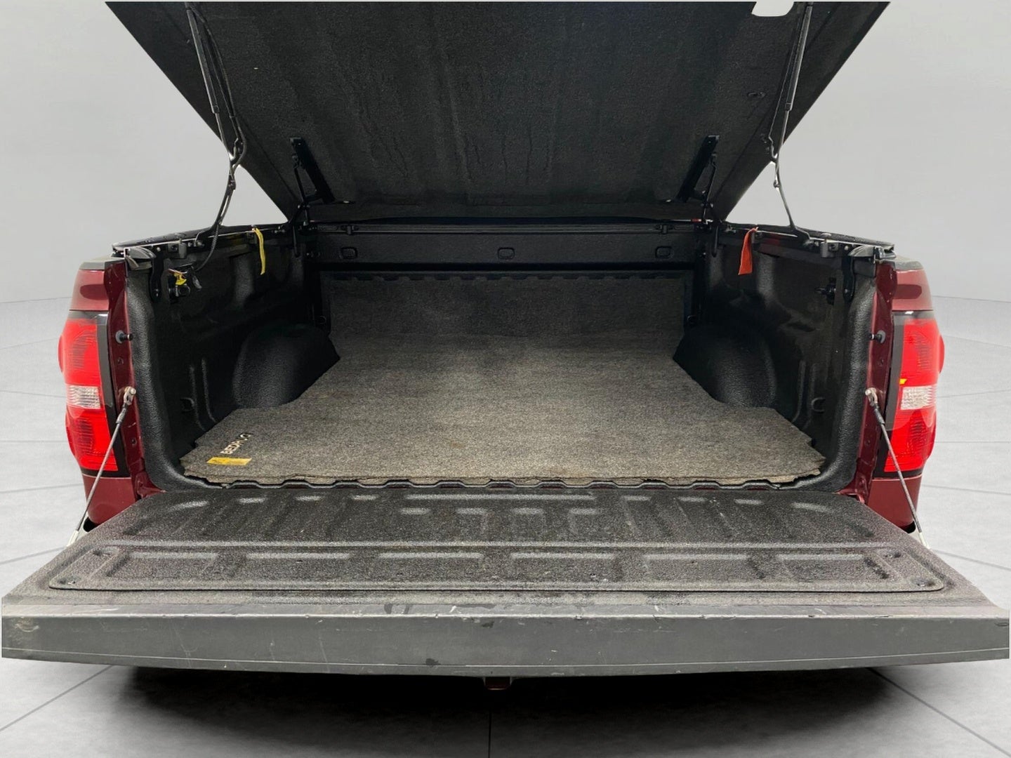 2015 GMC Sierra 1500 4WD Crew Cab 143.5 SLT