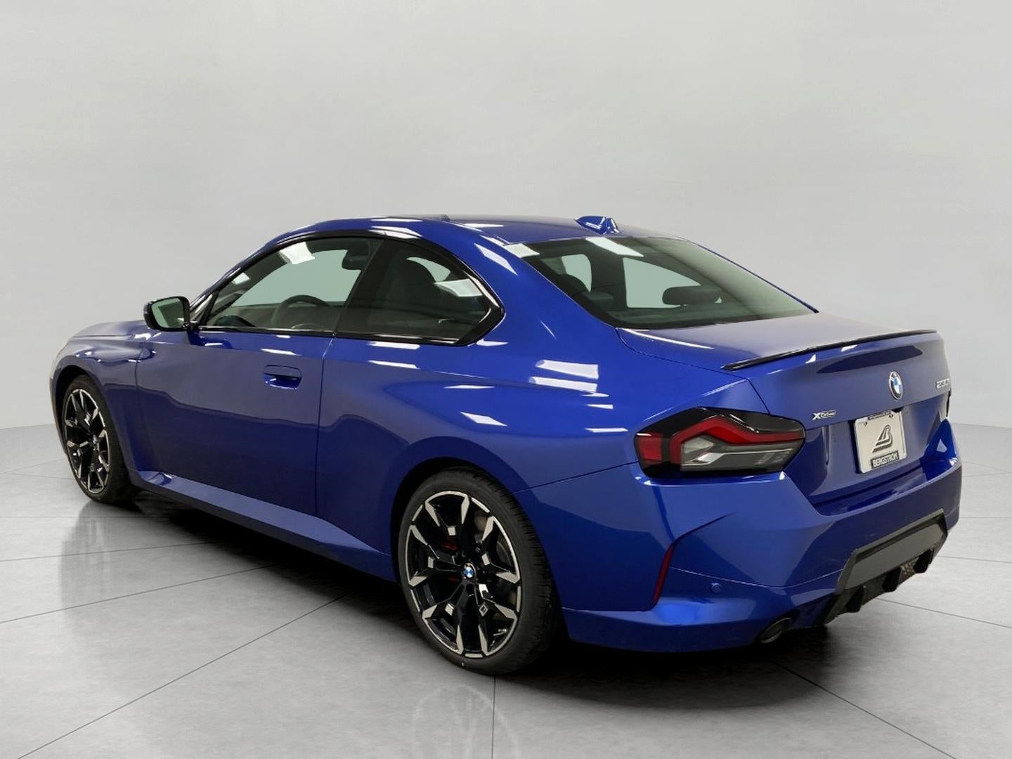 2026 BMW 230i 230i xDrive Coupe