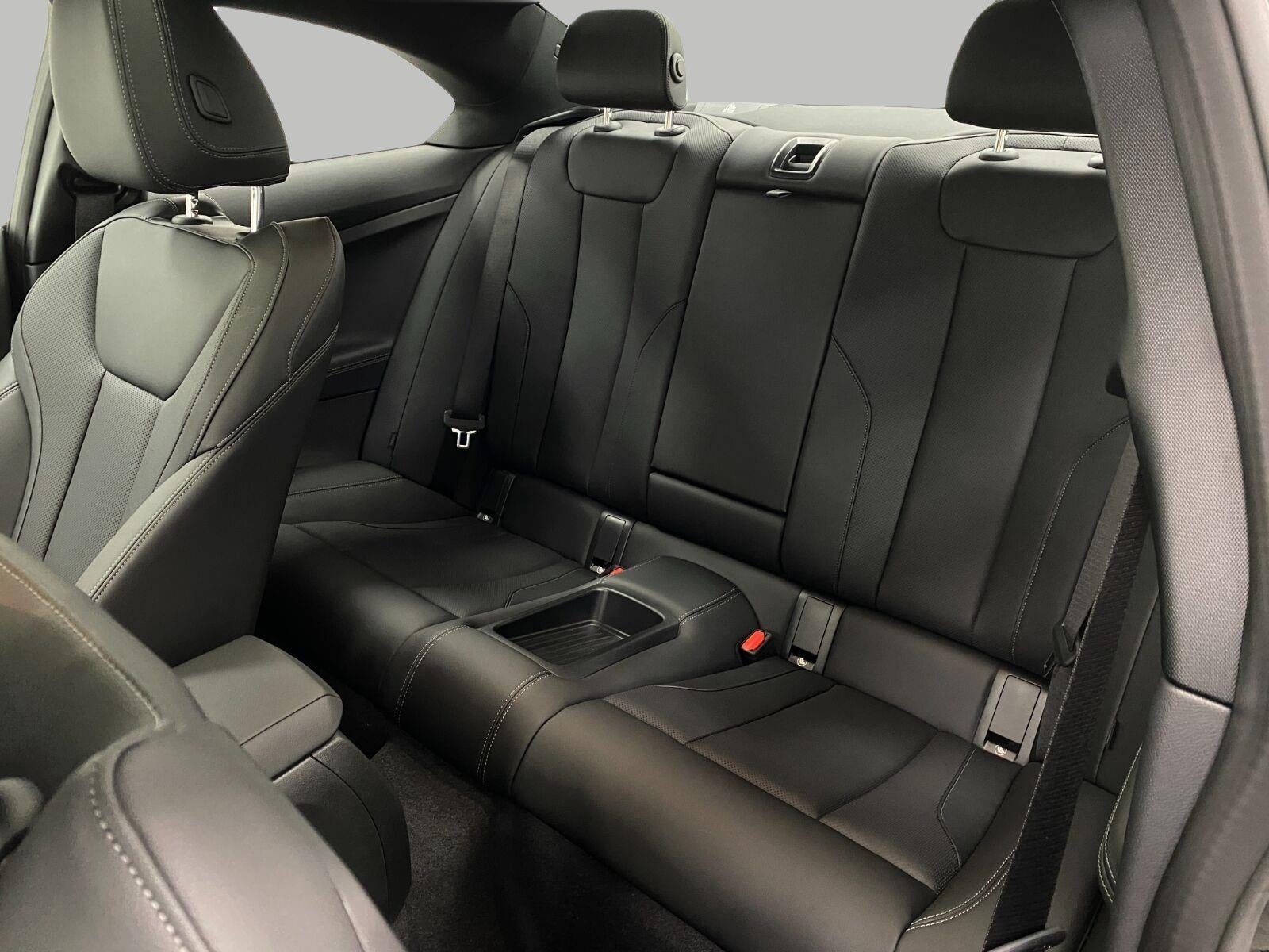 2026 BMW 230i 230i xDrive Coupe