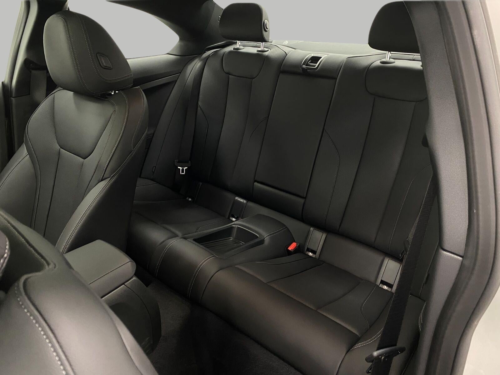 2026 BMW 230i 230i xDrive Coupe