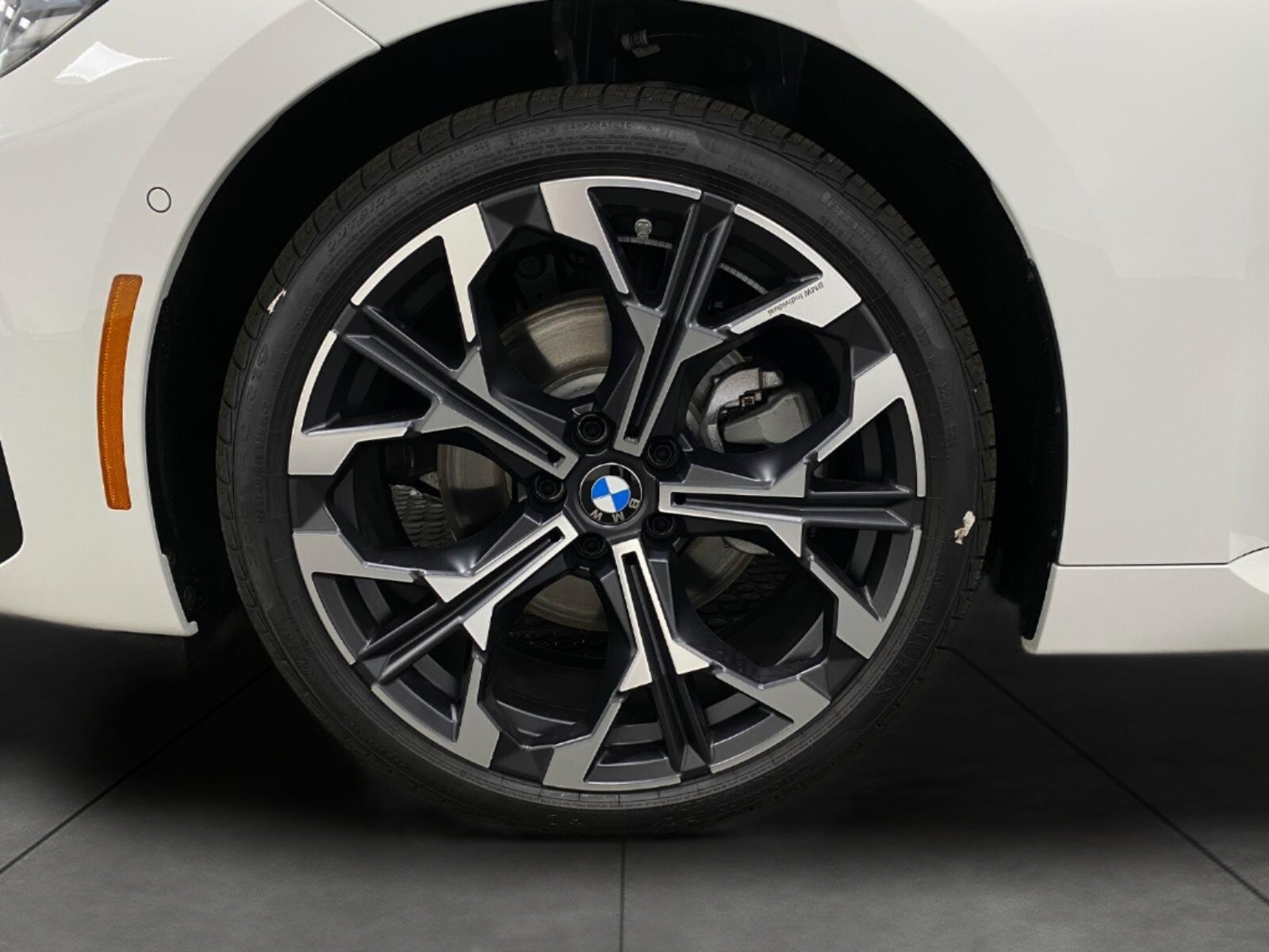 2026 BMW 230i 230i xDrive Coupe