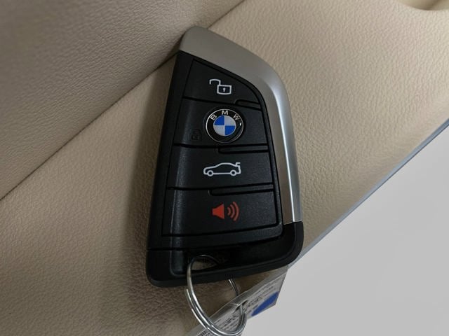 2025 BMW 330i xDrive 330i xDrive Sedan