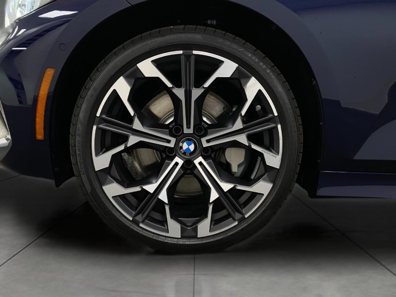 2026 BMW 330i 330i NA xDrive Sedan