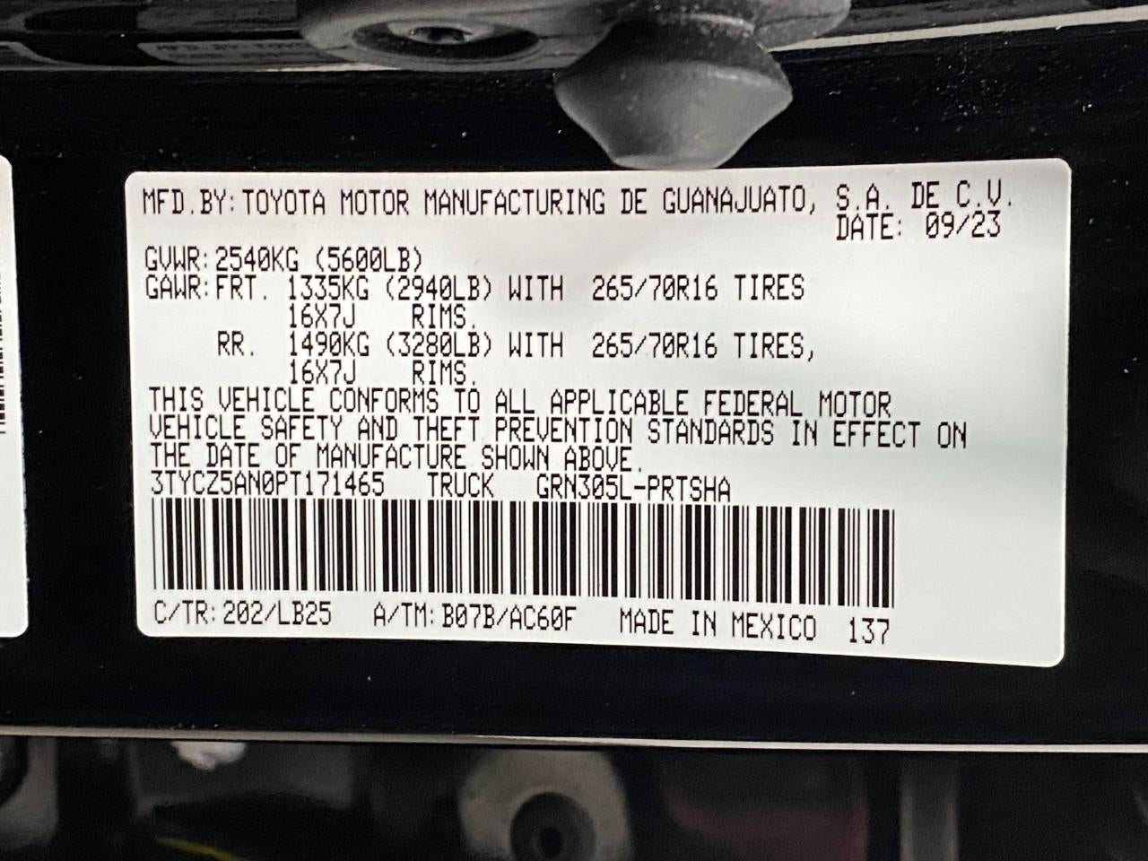 2023 Toyota TACOMA 4WD TRD PRO