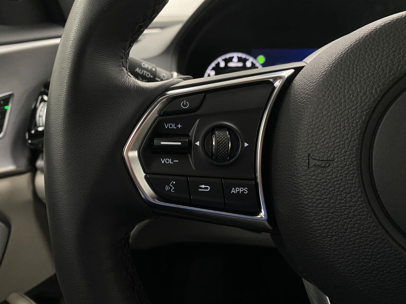 2025 Acura RDX SH-AWD w/Technology Package
