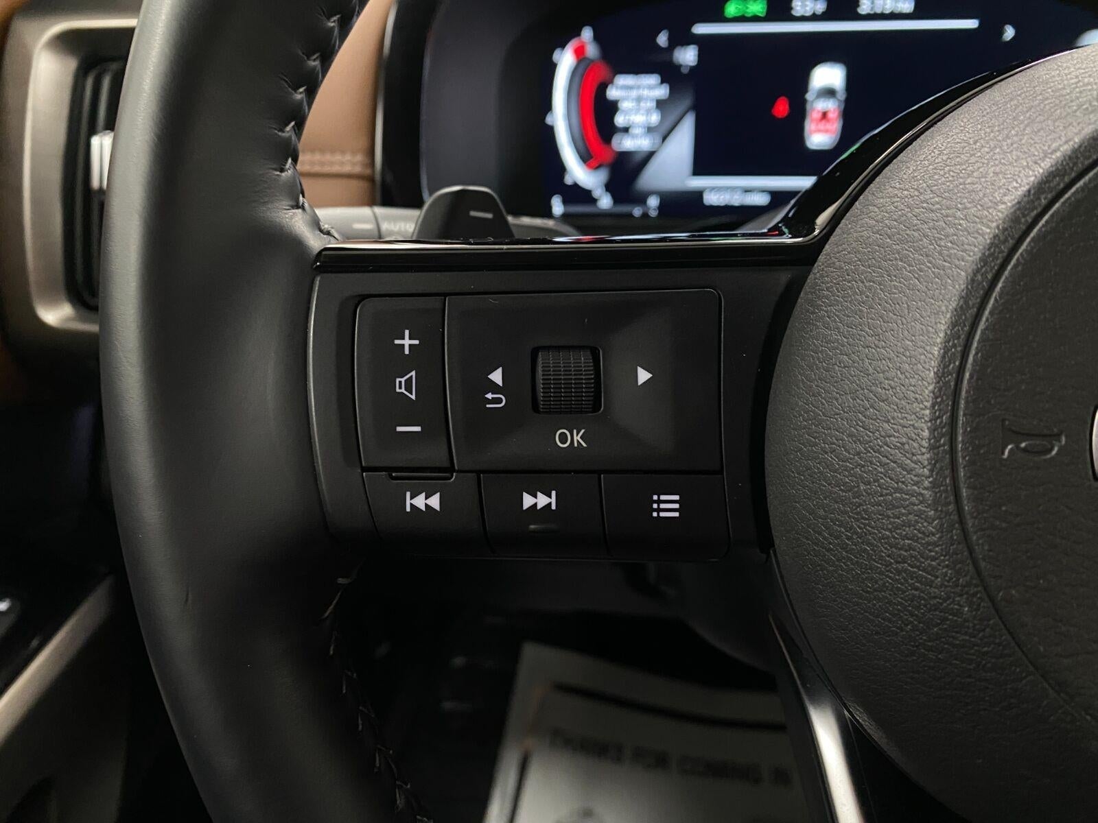 2025 Nissan Pathfinder Platinum 4WD
