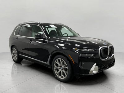 2026 BMW X7 xDrive40i Sports Activity Vehicle