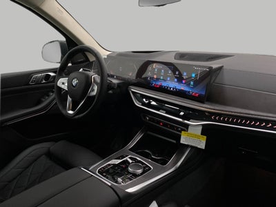 2026 BMW X7 xDrive40i Sports Activity Vehicle
