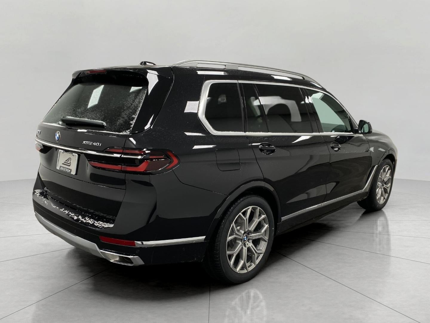 2026 BMW X7 xDrive40i Sports Activity Vehicle