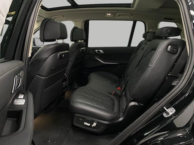 2026 BMW X7 xDrive40i Sports Activity Vehicle