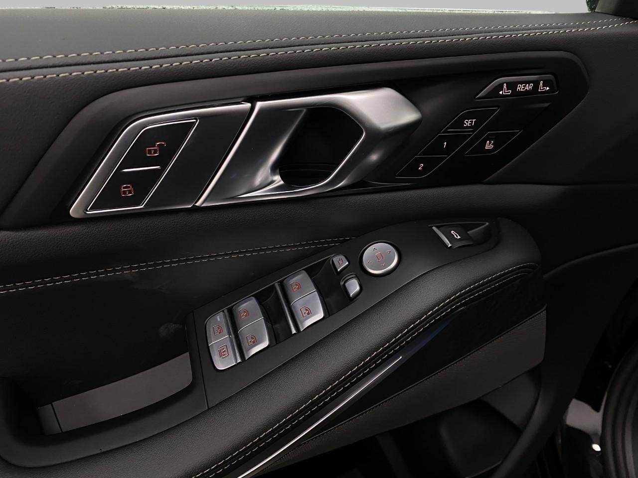 2026 BMW X7 xDrive40i Sports Activity Vehicle