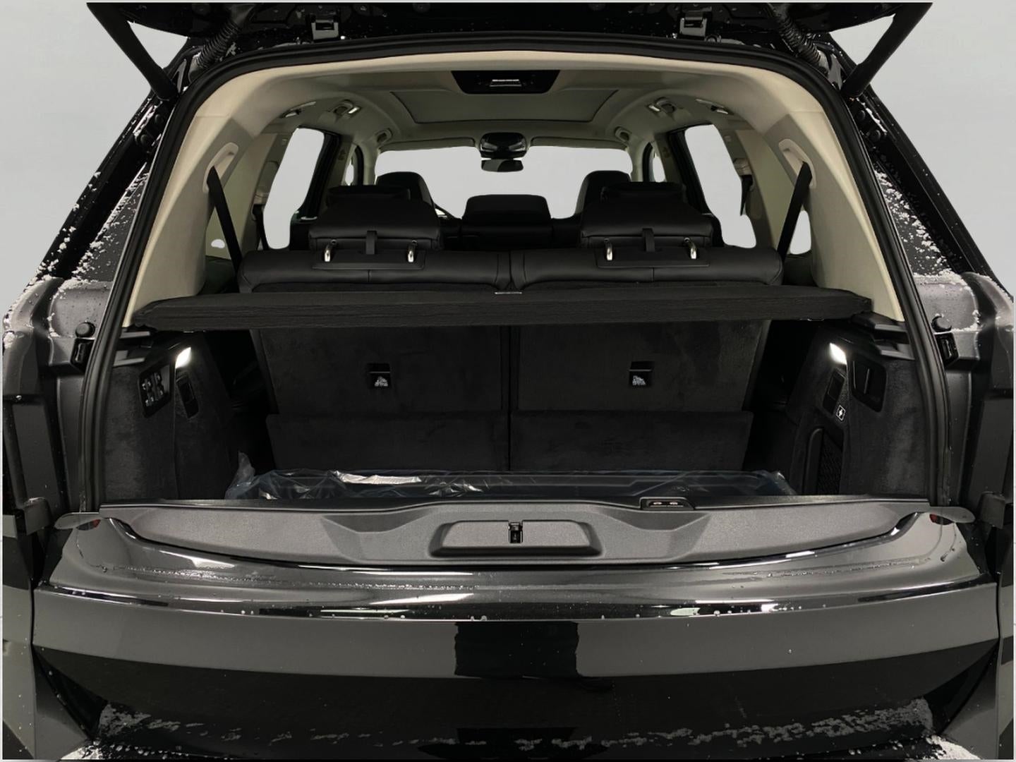 2026 BMW X7 xDrive40i Sports Activity Vehicle