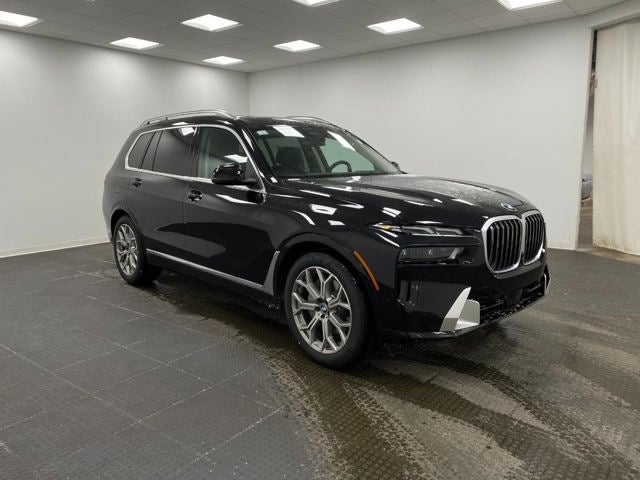 2026 BMW X7 xDrive40i Sports Activity Vehicle