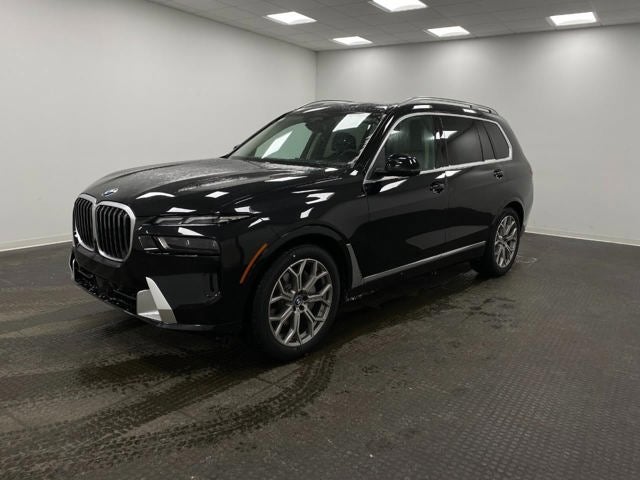 2026 BMW X7 xDrive40i Sports Activity Vehicle