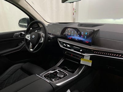 2026 BMW X7 xDrive40i Sports Activity Vehicle