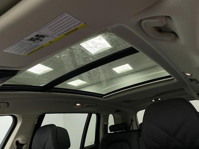 2026 BMW X7 xDrive40i Sports Activity Vehicle