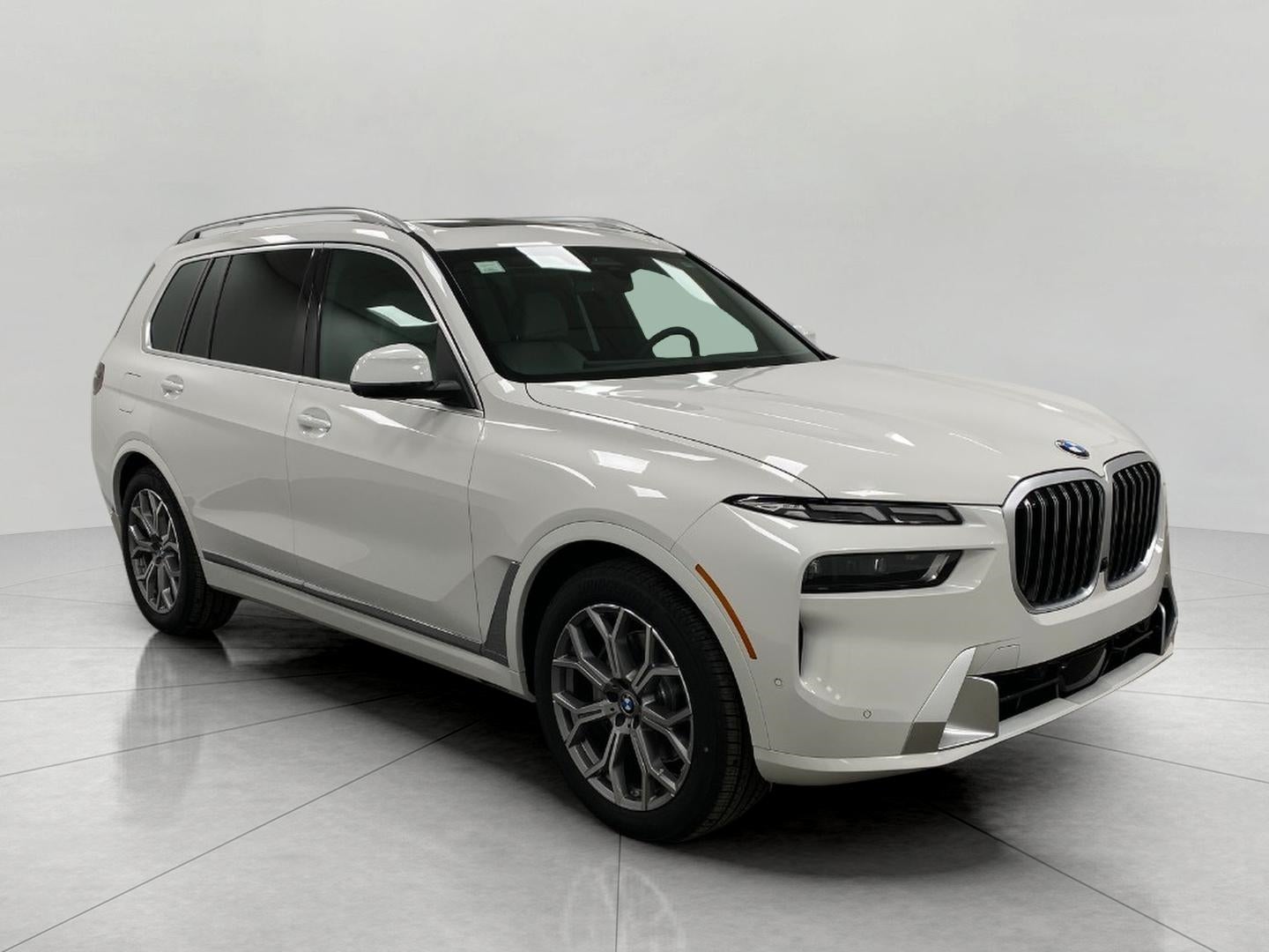 2026 BMW X7 xDrive40i Sports Activity Vehicle
