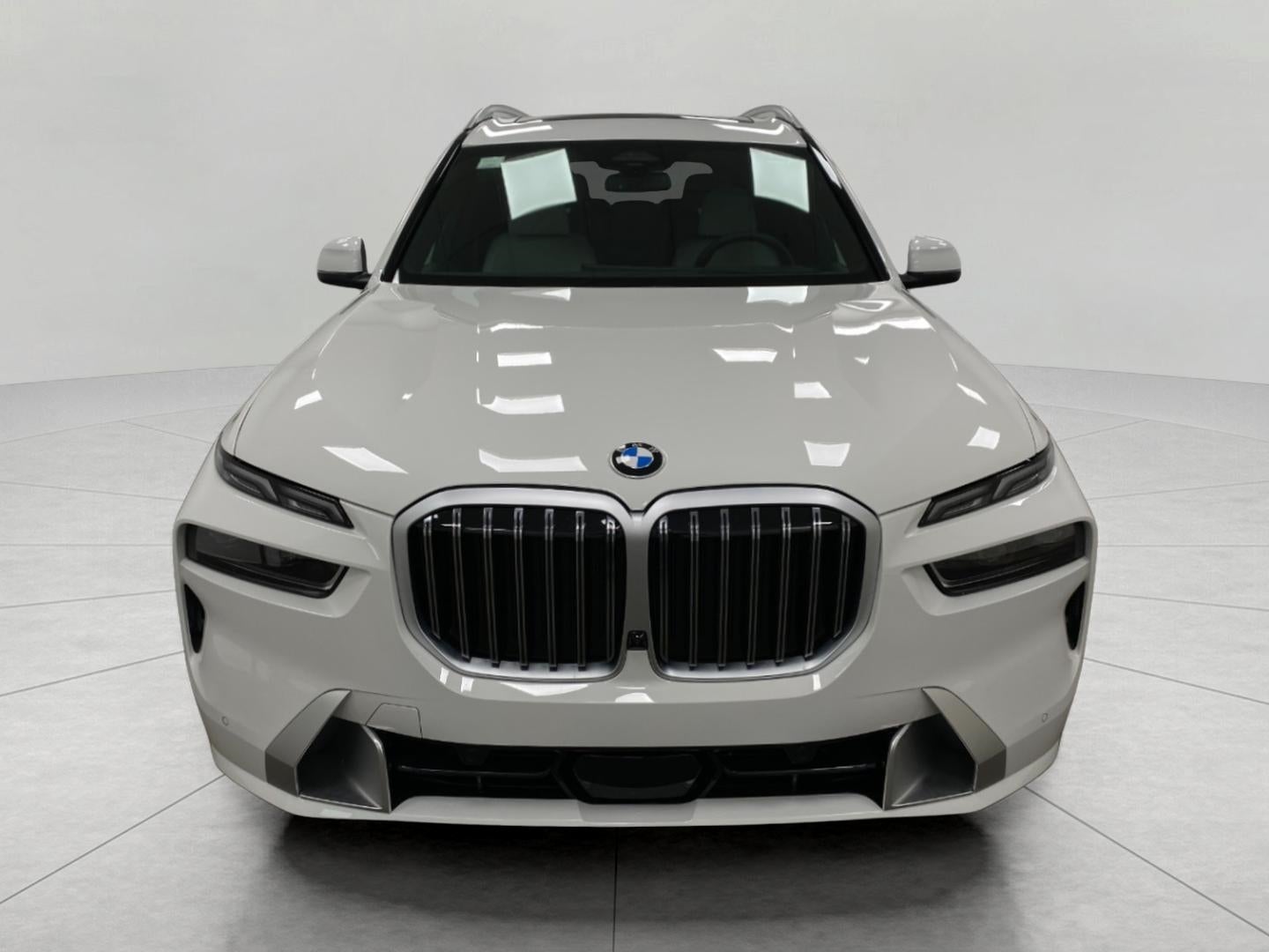 2026 BMW X7 xDrive40i Sports Activity Vehicle