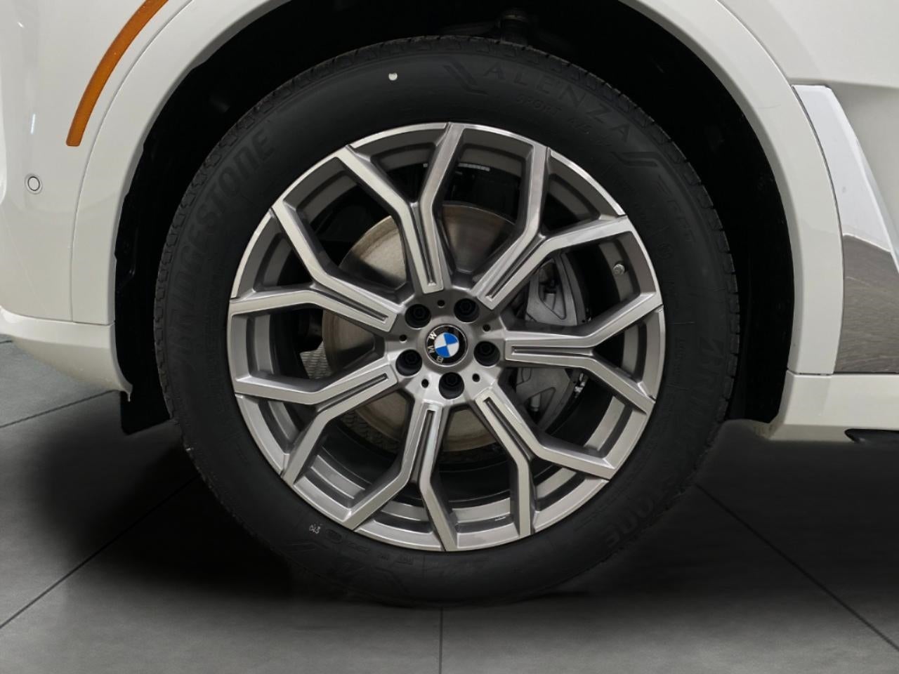 2026 BMW X7 xDrive40i Sports Activity Vehicle