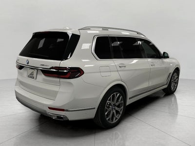 2026 BMW X7 xDrive40i Sports Activity Vehicle