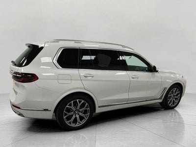 2026 BMW X7 xDrive40i Sports Activity Vehicle