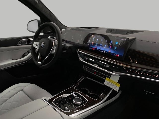 2026 BMW X7 xDrive40i Sports Activity Vehicle